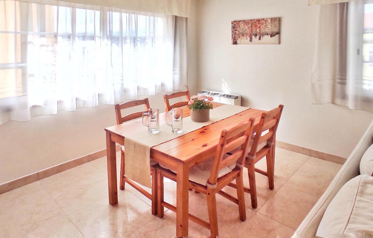 Apartamento Con Wifi En Casco Historico Betanzos Exterior photo